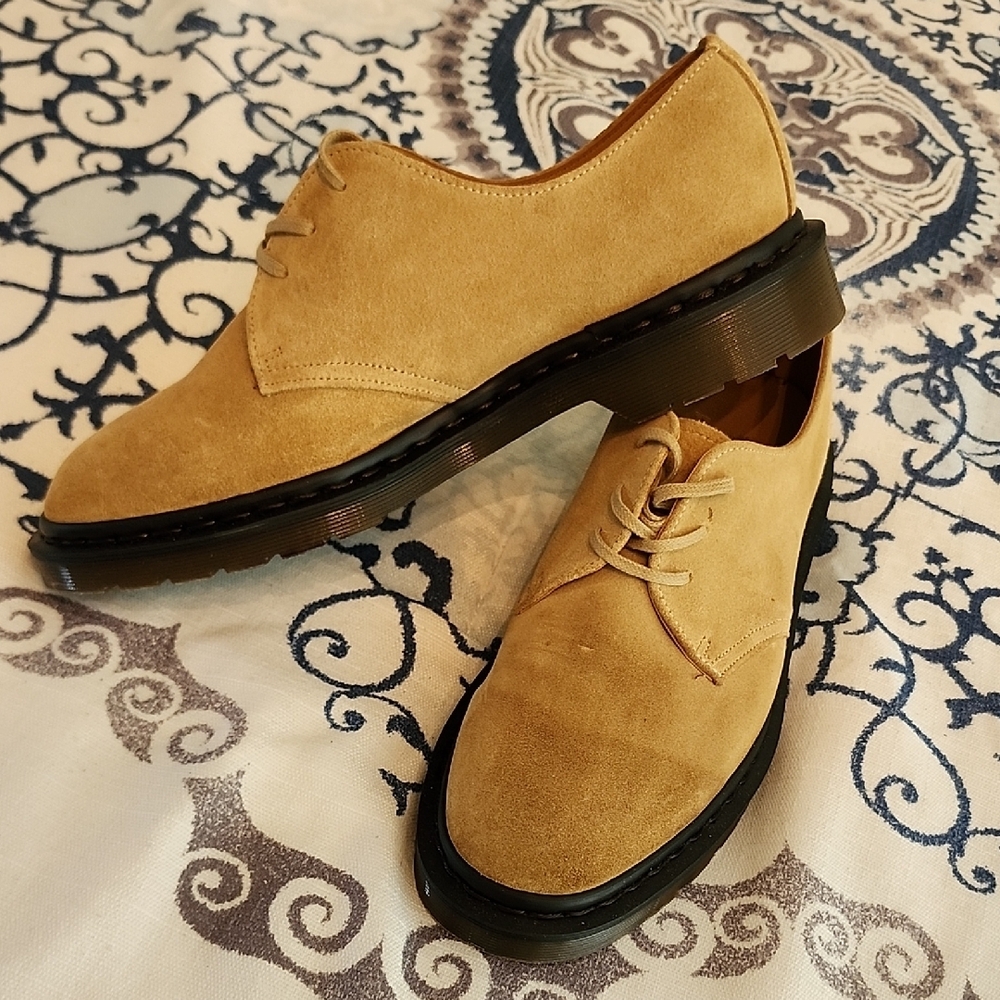 Dr. Martens Classic Tan Suede Oxfords - Picture 2 of 10